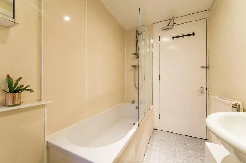 Edinburgh Central Morrison Aparthotel 酒店